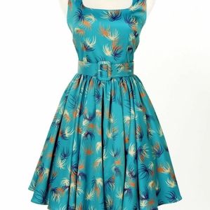 Medium Teal Lana Firework